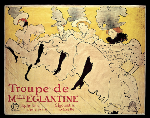 Affiche La Troupe de Mademoiselle Églantine. Quatre danseuses lèvent leurs jambes en bas noirs sous des jupons blancs. Elles portent de grands chapeaux à plumes. Des lettres rouges se détachent sur le fond jaune.